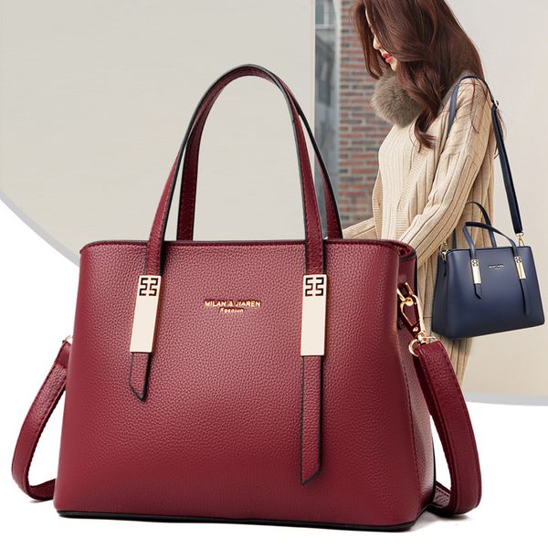 messenger bagssoft 2021 female atmosphere fashion leather bridal red lady's handbag women's messenger bag
messenger bagssoft 2021 female atmosphere fashion leather bridal red lady's handbag women's messenger bag