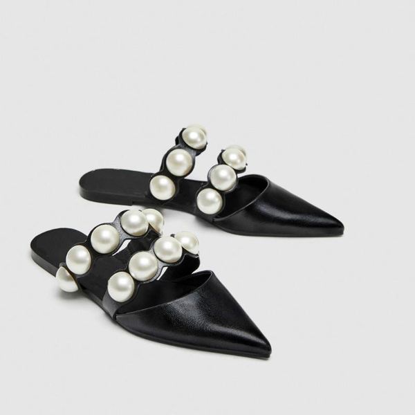 slippers 2021 european and american spring summer pointed flat pearl decorative open toe women's beach shoes, Black
slippers 2021 european and american spring summer pointed flat pearl decorative open toe women's beach shoes, Black