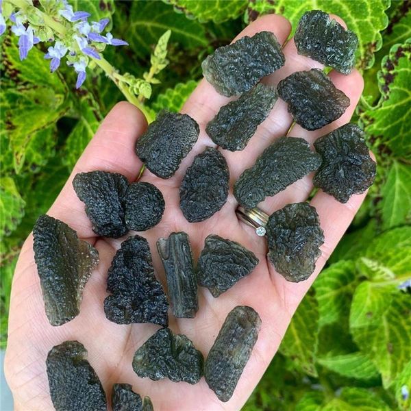 moldavite czech meteorite impact glass rough stone crystal energy decorative objects & figurines
moldavite czech meteorite impact glass rough stone crystal energy decorative objects & figurines
