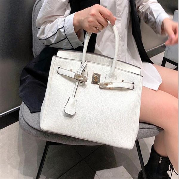 designers handbags shoulder ladies luxury crossbody tote handbag classic genuine leather silver clasp large capacity long207m, Black
designers handbags shoulder ladies luxury crossbody tote handbag classic genuine leather silver clasp large capacity long207m, Black