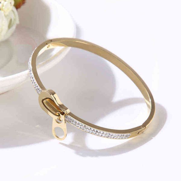 trendy crystal stainless steel bangles bracelets for women girls wedding romantic zipper design jewelry charm bracelet, Golden;silver
trendy crystal stainless steel bangles bracelets for women girls wedding romantic zipper design jewelry charm bracelet, Golden;silver
