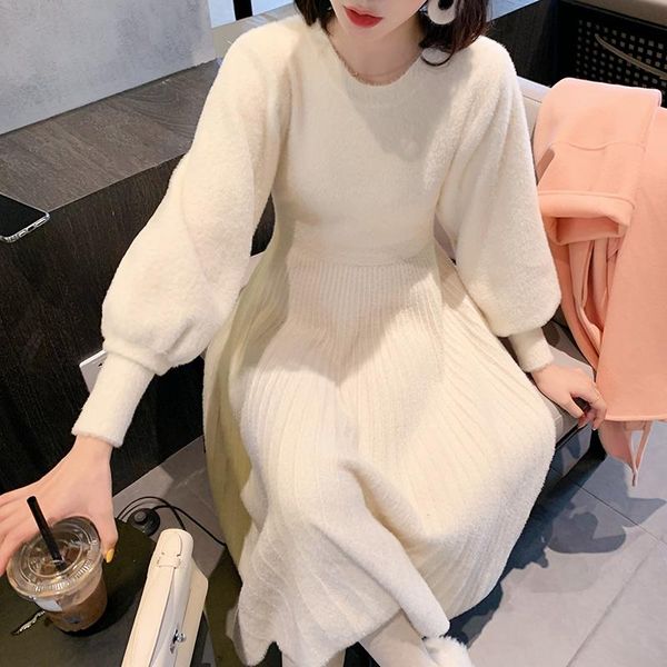 casual dresses autumn women knitted long lantern sleeve o neck solid midi robe female office soft warm vestido de mujer 2021, Black;gray
casual dresses autumn women knitted long lantern sleeve o neck solid midi robe female office soft warm vestido de mujer 2021, Black;gray