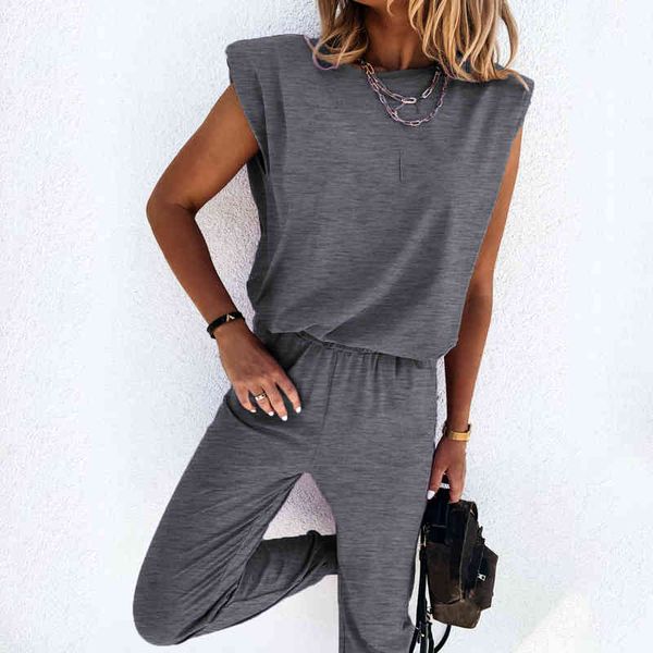 summer two piece pants set women sleeveless solid color shoulder pad t-shirt pants two-piece casual suit o-neck women 210514, White
summer two piece pants set women sleeveless solid color shoulder pad t-shirt pants two-piece casual suit o-neck women 210514, White