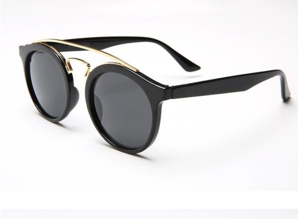 sunglasses a4256 letter pattern women cat eye shades metal frame ladies fashion europe america street sun glasses oculos uv400, White;black
sunglasses a4256 letter pattern women cat eye shades metal frame ladies fashion europe america street sun glasses oculos uv400, White;black