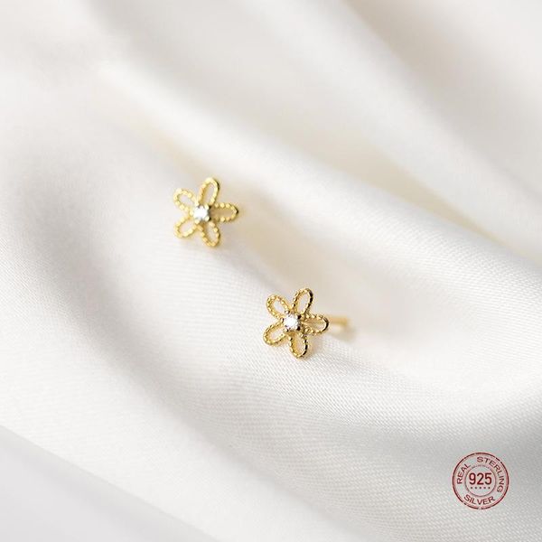 stud lko 2021 trend 925 sterling silver cute sweet hollow mini small flower geometric earrings for women fine jewelry ornaments, Golden;silver
stud lko 2021 trend 925 sterling silver cute sweet hollow mini small flower geometric earrings for women fine jewelry ornaments, Golden;silver