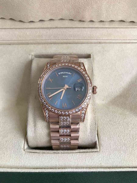 watch, master design, fine workmanship, luxurious style, diamond strap, sapphire mirror, automatic dual calendar, mechanical movement, new, Slivery;brown
watch, master design, fine workmanship, luxurious style, diamond strap, sapphire mirror, automatic dual calendar, mechanical movement, new, Slivery;brown