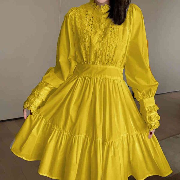 dress spring retro-ethnic style embroidered flowers single-breasted temperament dressed in quality women's clothes, Black;gray
dress spring retro-ethnic style embroidered flowers single-breasted temperament dressed in quality women's clothes, Black;gray