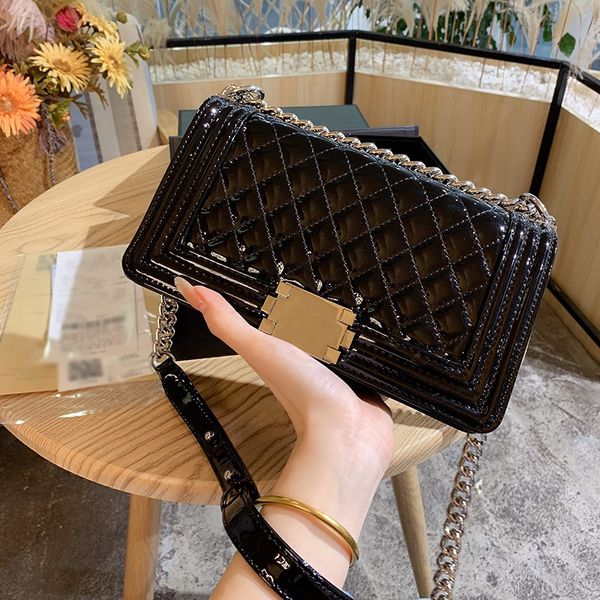 5a+ fashion women handbag luxury quality leather shoulder bag ladie chain messenger girl crossbody diamond lattice bags
5a+ fashion women handbag luxury quality leather shoulder bag ladie chain messenger girl crossbody diamond lattice bags