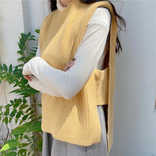 women's sweaters designed o-neck fashionable pullover vest sweater autumn winter loose knitted women casual sleeveless, White;black 
women's sweaters designed o-neck fashionable pullover vest sweater autumn winter loose knitted women casual sleeveless, White;black