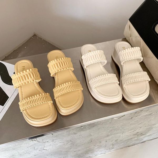 slippers shoes women summer beige heeled sandals slides med on a wedge platform fashion rubber flip flops pantofle black soft lu
slippers shoes women summer beige heeled sandals slides med on a wedge platform fashion rubber flip flops pantofle black soft lu