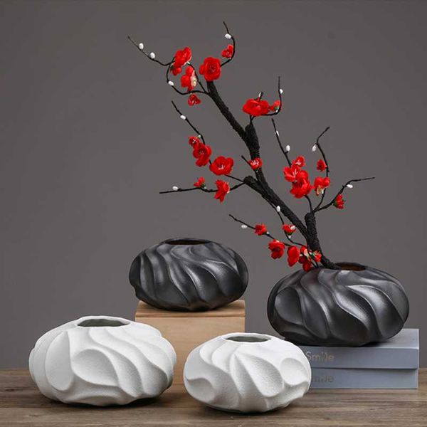 chinese black and white creative ceramic fine mouth vase hydroponics home soft decoration living room porch ornaments vases
chinese black and white creative ceramic fine mouth vase hydroponics home soft decoration living room porch ornaments vases