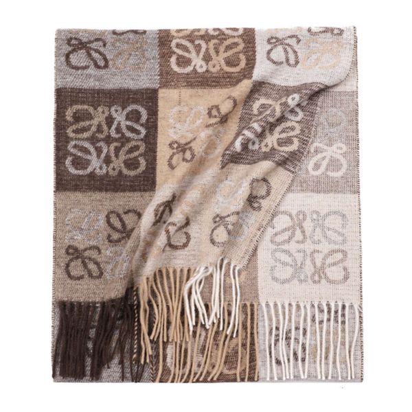 scarf l luojia yiwei jacquard warm cashmere winter women's small shawl classic old flower, Blue;gray
scarf l luojia yiwei jacquard warm cashmere winter women's small shawl classic old flower, Blue;gray