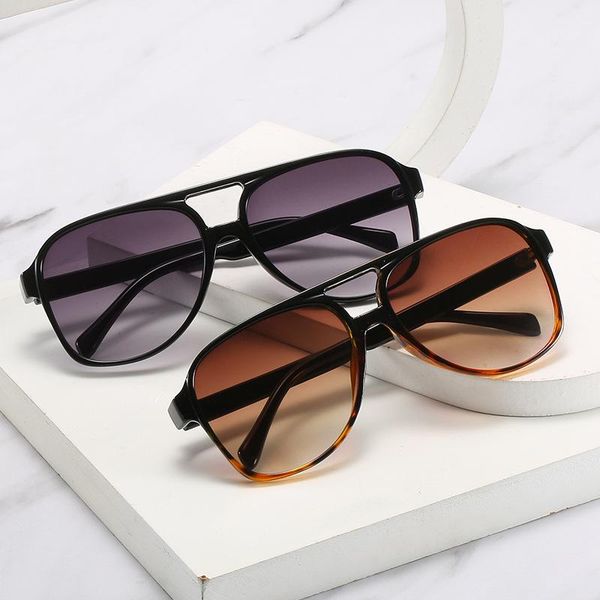 trend fashion retro double beam pilot sunglasses for women -selling uv driving street shooting catwalk glasses, White;black
trend fashion retro double beam pilot sunglasses for women -selling uv driving street shooting catwalk glasses, White;black