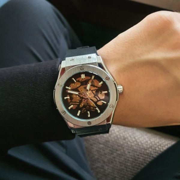 wristwatches skeleton silicone watch fashion casual men luxury men's automatic mechanical watches drop without logo, Slivery;brown
wristwatches skeleton silicone watch fashion casual men luxury men's automatic mechanical watches drop without logo, Slivery;brown