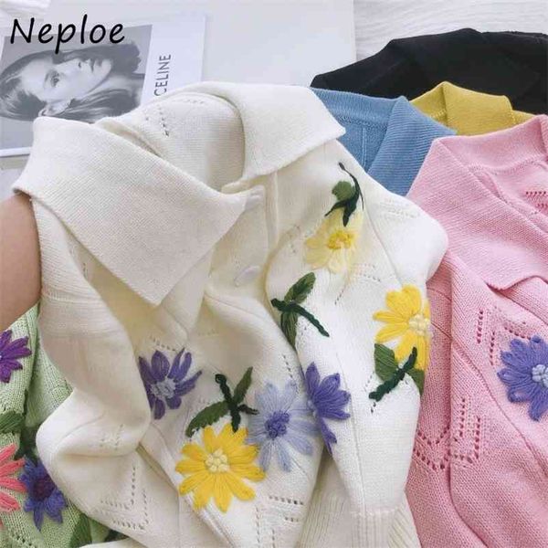 vintage ladies sweater turn-down collar embroidery flowers knitted cardigan women's single-breasted long sleeve 210422, White;black
vintage ladies sweater turn-down collar embroidery flowers knitted cardigan women's single-breasted long sleeve 210422, White;black