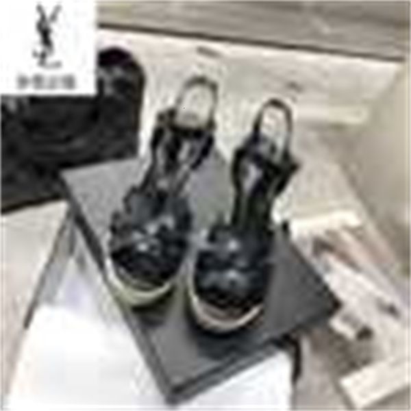 mules men loafers designer pumps luxury slippers women slides high heels sandals ballerinas sneakers dress shoes hpx6, Black;white
mules men loafers designer pumps luxury slippers women slides high heels sandals ballerinas sneakers dress shoes hpx6, Black;white
