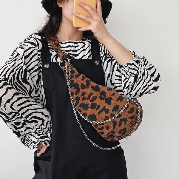 niche design zebra pattern bag female 2021 messenger chest armpit shoulder multi-purpose width: 43cm waist bags
niche design zebra pattern bag female 2021 messenger chest armpit shoulder multi-purpose width: 43cm waist bags
