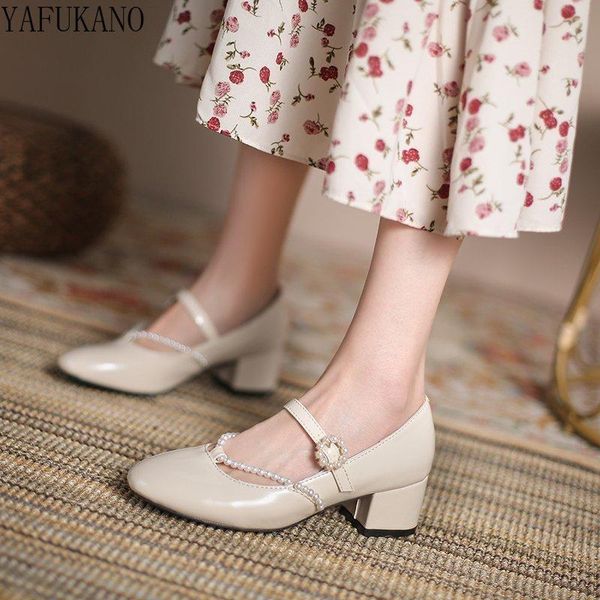 dress shoes retro small leather female square heeled princess single pearl buckle mary janes elegant ladies pumps mid heel, Black
dress shoes retro small leather female square heeled princess single pearl buckle mary janes elegant ladies pumps mid heel, Black