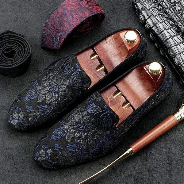 dress shoes handmade embroidery wedding bride 2021 male oxfords print peas shoe for men, Black
dress shoes handmade embroidery wedding bride 2021 male oxfords print peas shoe for men, Black