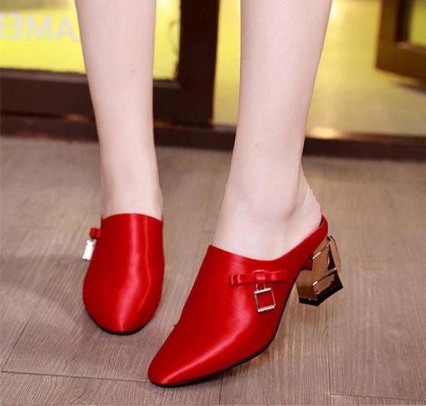 high-end women slippers european station fashion rhinestone shiny beauty sandals spring/summer heels 2021, Black
high-end women slippers european station fashion rhinestone shiny beauty sandals spring/summer heels 2021, Black