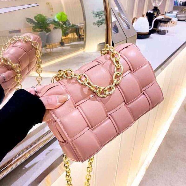 Briefcase Net Red Trend Women's Bag 2021 Spring Woven Chain Small Square Portable Bread Texture Messenger Pu, Black;red
Briefcase Net Red Trend Women's Bag 2021 Spring Woven Chain Small Square Portable Bread Texture Messenger Pu, Black;red