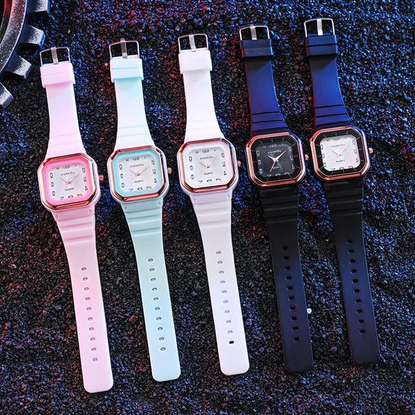 wristwatches korean version of simple small fresh square watch ladies quartz compact art ins college wind, Slivery;brown
wristwatches korean version of simple small fresh square watch ladies quartz compact art ins college wind, Slivery;brown