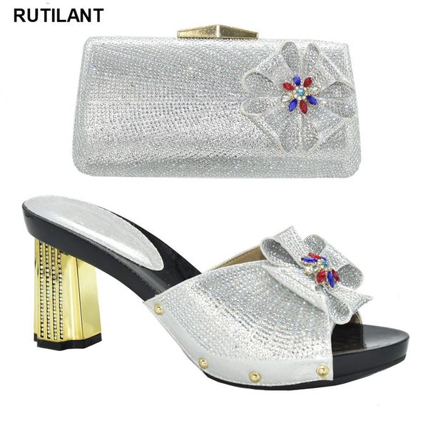 latest 2021 italian women shoes and bag set high heels ladies for wedding party dress, Black
latest 2021 italian women shoes and bag set high heels ladies for wedding party dress, Black