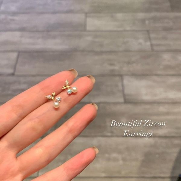 stud ventfille sterling silver cherry pearl earrings for women simple sweet temperament party gifts jewelry 2021 trendy, Golden;silver
stud ventfille sterling silver cherry pearl earrings for women simple sweet temperament party gifts jewelry 2021 trendy, Golden;silver