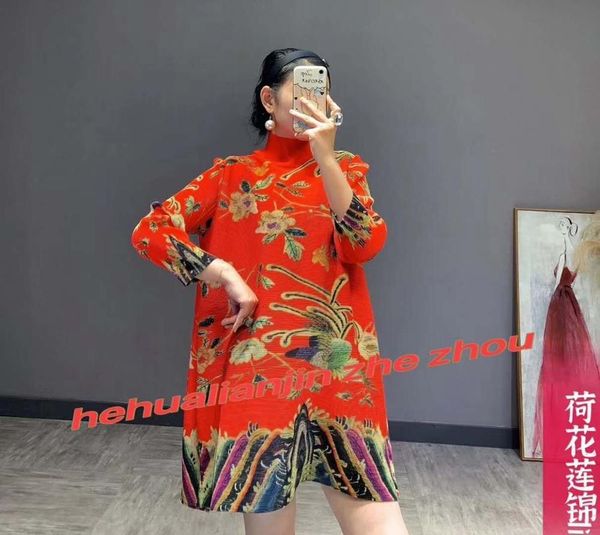 knits miyake fashion 7 minutes of sleeve turtleneck chinese style floral printing fold t-shirt, White
knits miyake fashion 7 minutes of sleeve turtleneck chinese style floral printing fold t-shirt, White
