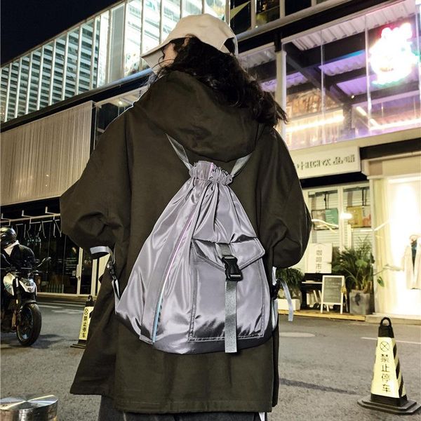 backpack shoulder bag nylon bags travel lapdrawstring bucket ins men and women 
backpack shoulder bag nylon bags travel lapdrawstring bucket ins men and women