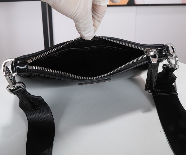 luxurys designers bags handbag backpack wallet women crossbody designer bag handbags cross body message backpacks fashion leather shoulder b
luxurys designers bags handbag backpack wallet women crossbody designer bag handbags cross body message backpacks fashion leather shoulder b