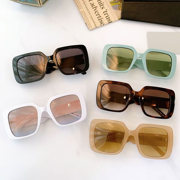 21ss spring and summer season general sunglasses square plate frame glasses fashion casual uv400 protection wildio s3u comes with box delive, White;black
21ss spring and summer season general sunglasses square plate frame glasses fashion casual uv400 protection wildio s3u comes with box delive, White;black