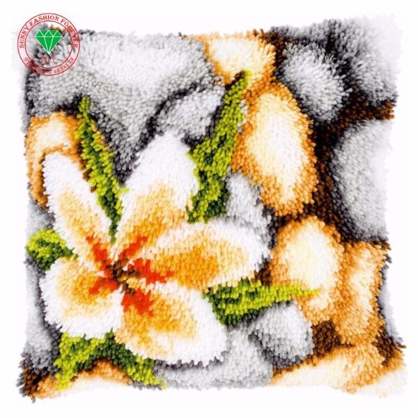 cushion/decorative pillow flower needlework pillowcase cushion craft diy embroidery patchwork yarn carpet stitch thread
cushion/decorative pillow flower needlework pillowcase cushion craft diy embroidery patchwork yarn carpet stitch thread