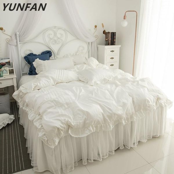 bedding sets 2021 cotton lace set white duvet cover bed linen tassels luxury princess skirt twin king bedclothes
bedding sets 2021 cotton lace set white duvet cover bed linen tassels luxury princess skirt twin king bedclothes