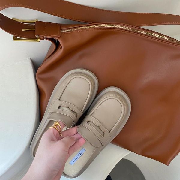 mules for women 2021 cover toe loafers low female shoes slippers flat luxury slides designer fabric hoof heels pu sewing bas, Black
mules for women 2021 cover toe loafers low female shoes slippers flat luxury slides designer fabric hoof heels pu sewing bas, Black