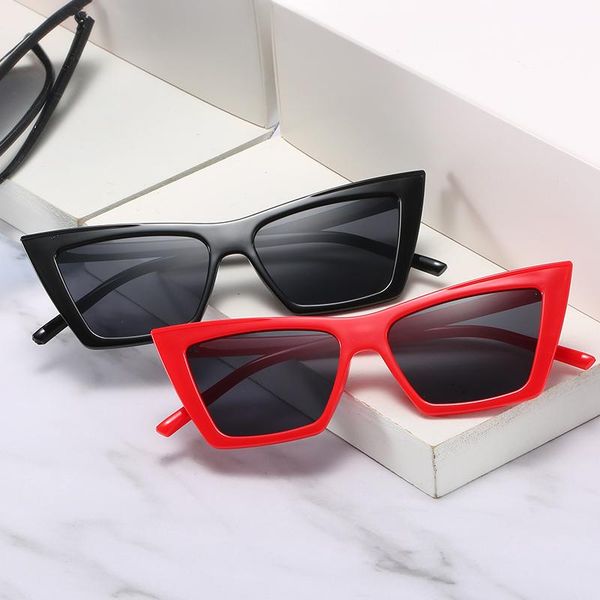 sunglasses aimisuv brand vintage cat eye women fashion luxury anti-glare sun glasses female small shades ladies uv400, White;black
sunglasses aimisuv brand vintage cat eye women fashion luxury anti-glare sun glasses female small shades ladies uv400, White;black