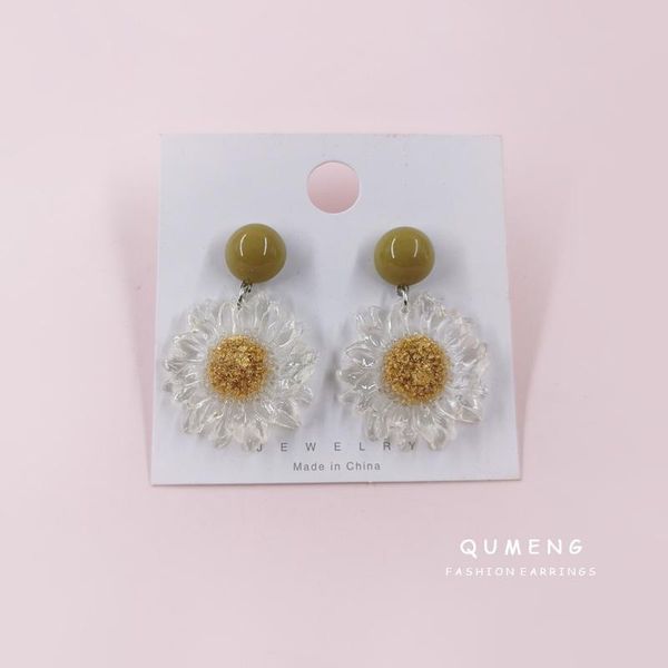 dangle & chandelier 2021 sweet simple daisy resin transparent crystal flower pendant earrings sunflower temperament girl statement jewelry, Silver
dangle & chandelier 2021 sweet simple daisy resin transparent crystal flower pendant earrings sunflower temperament girl statement jewelry, Silver