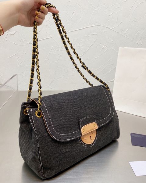 2022 large capacity shoulder bags luxurys designers ladies high handbag women fashion mother handbags cossbody bag purse wallet chains clutc
2022 large capacity shoulder bags luxurys designers ladies high handbag women fashion mother handbags cossbody bag purse wallet chains clutc