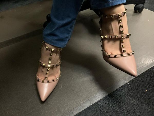sandals woman in high heels sandals with six ches rivets ten ches th heel poted to classic weddg shoes without a box gsdb, Black
sandals woman in high heels sandals with six ches rivets ten ches th heel poted to classic weddg shoes without a box gsdb, Black