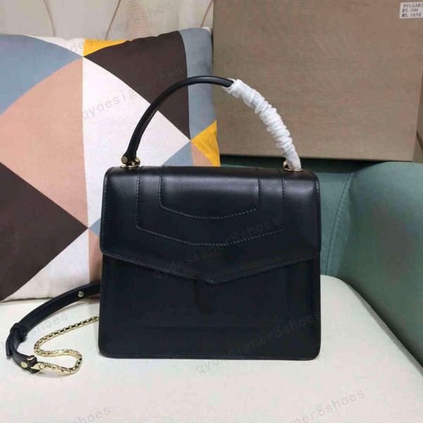 women's designer imported south african leather seventeen-color enamel light gold-plated snake head buckle lining three-compartment san
women's designer imported south african leather seventeen-color enamel light gold-plated snake head buckle lining three-compartment san