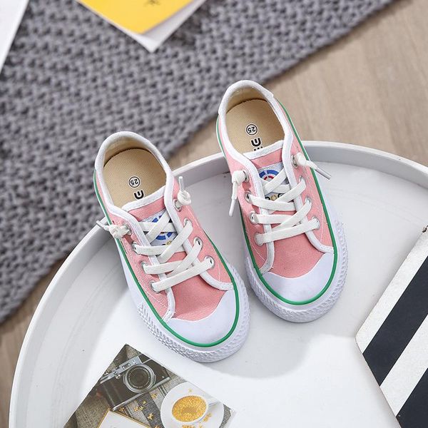 2021 spring kid's fashion canvas shoes boys girls korean version of low-cut casual anti-slippery biscuit sneakers, Black;red
2021 spring kid's fashion canvas shoes boys girls korean version of low-cut casual anti-slippery biscuit sneakers, Black;red