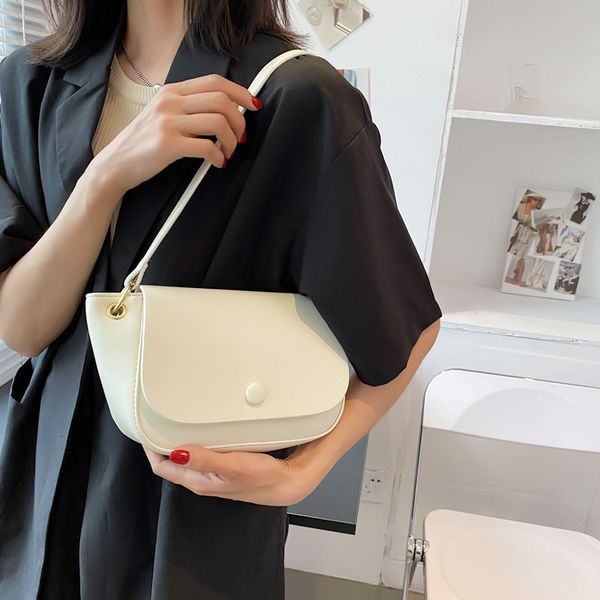 evening bag straight commuting simple texture pu foreign style messenger underarm 
evening bag straight commuting simple texture pu foreign style messenger underarm