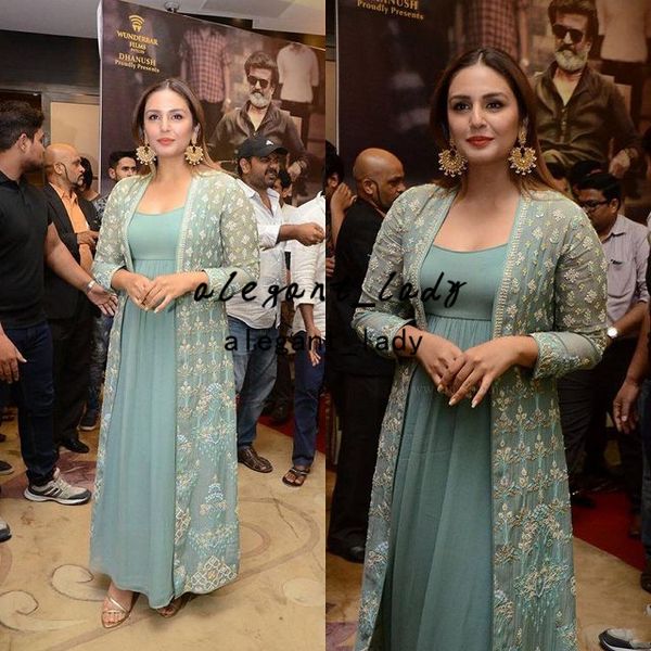 dusty blue indian mother of the bride dresses 2022 lace long sleeve jacket middle east moroccan kaftan caftan mother prom gown, Black;red
dusty blue indian mother of the bride dresses 2022 lace long sleeve jacket middle east moroccan kaftan caftan mother prom gown, Black;red