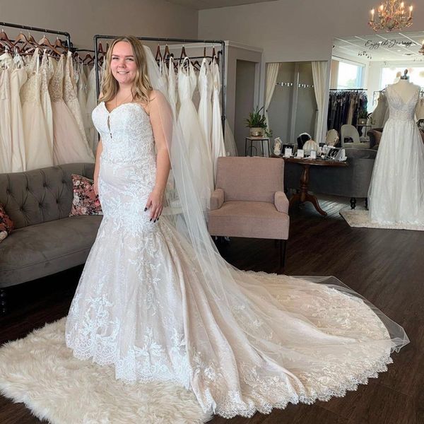 plus size mermaid wedding dresses lace appliqeus court train strapless tulle bridal gowns vestidos de novia, White
plus size mermaid wedding dresses lace appliqeus court train strapless tulle bridal gowns vestidos de novia, White