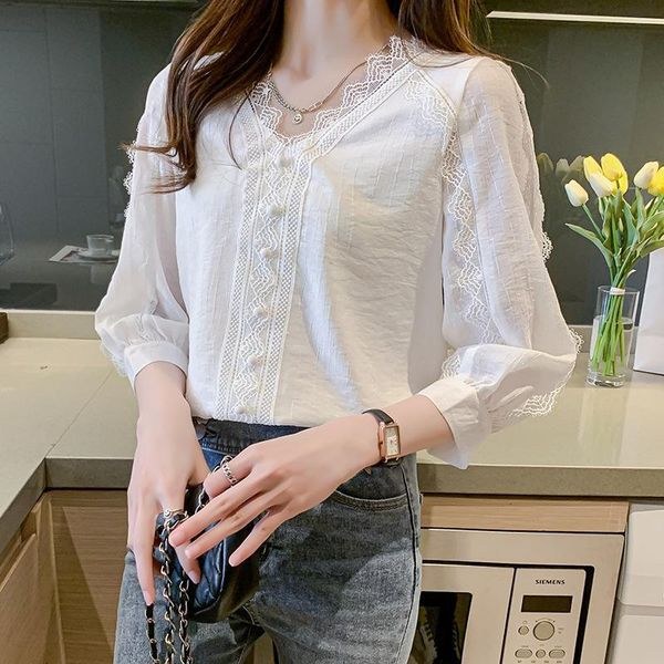 women's blouses & shirts 2021 summer lace temperament v-neck shirt versatile elegant fairy bubble sleeve small fresh top, White
women's blouses & shirts 2021 summer lace temperament v-neck shirt versatile elegant fairy bubble sleeve small fresh top, White