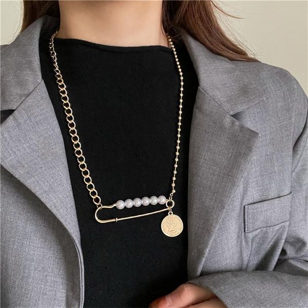 the tide of web celebrity pearl necklace female collarbone chain gold light sense luxury senior sweater pendant necklaces, Silver
the tide of web celebrity pearl necklace female collarbone chain gold light sense luxury senior sweater pendant necklaces, Silver