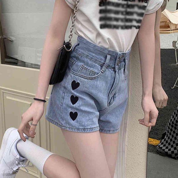 women's jeans shorts embroidered in summer denim, feminine, high waist, thin, outdoor use, modern leg, for girls, eg5r, Blue
women's jeans shorts embroidered in summer denim, feminine, high waist, thin, outdoor use, modern leg, for girls, eg5r, Blue