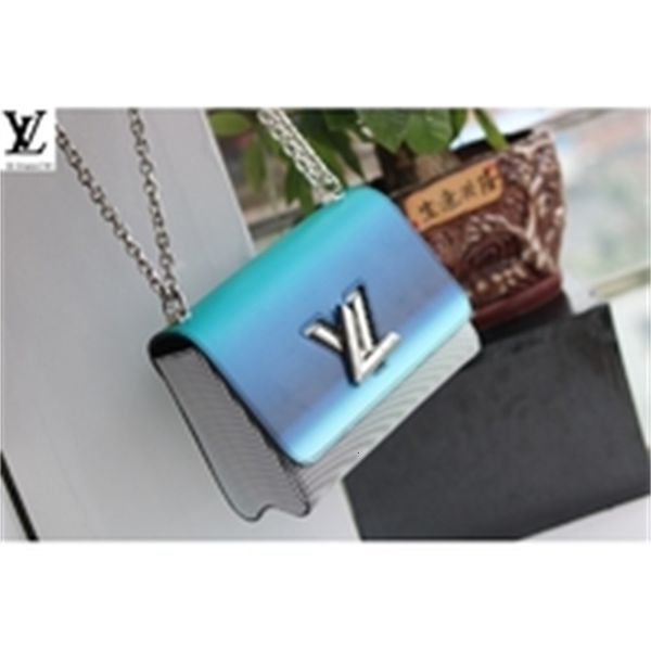brand designer luxury ht1r m50315 gradient blue diagonal bag women handbags iconic bags handles shoulder bags totes cross body bag, Red;black
brand designer luxury ht1r m50315 gradient blue diagonal bag women handbags iconic bags handles shoulder bags totes cross body bag, Red;black