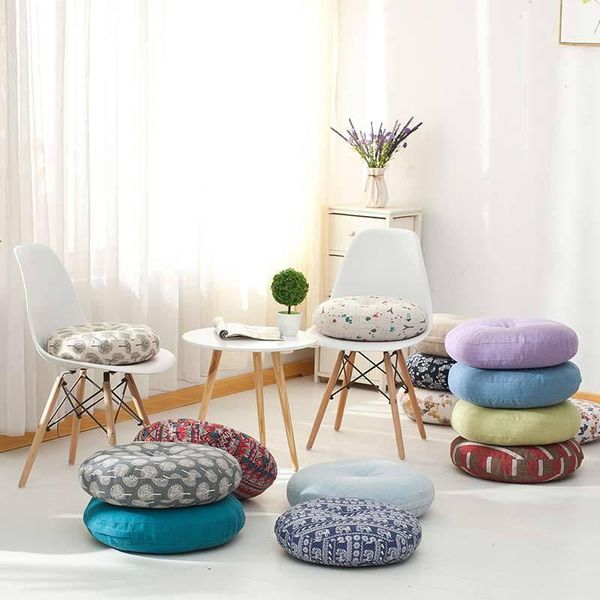 cushion/decorative pillow round comfortable cushion silk cotton core tatami solid color chair sofa home office decoration
cushion/decorative pillow round comfortable cushion silk cotton core tatami solid color chair sofa home office decoration