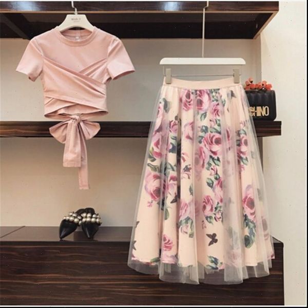 runway summer women tracksuits short sleeve pink bow crop t shirt elastic waist mesh rose print skirts, Gray
runway summer women tracksuits short sleeve pink bow crop t shirt elastic waist mesh rose print skirts, Gray